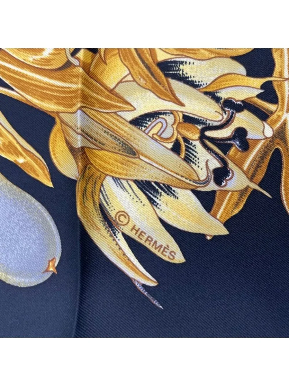 Hermes Scarf Silk Carre 90 Passiflores Passion Flower Black - Picture 8 of 9